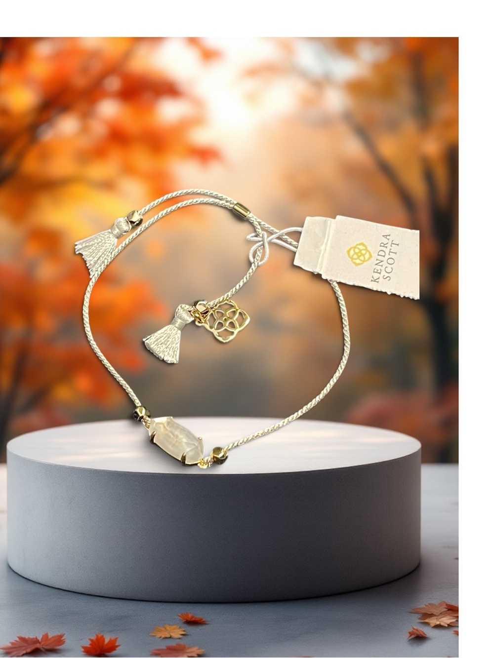 Kendra Scott  Silver Cord Friendship Bracelet in Ivory Mother-of-Pearl.